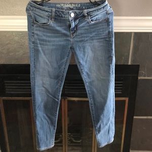 Women’s American eagle jeans